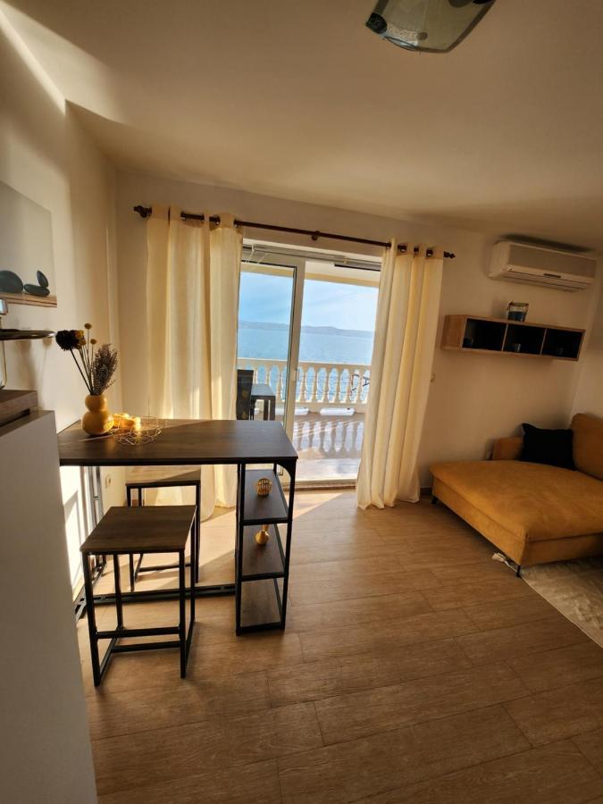Lucija Apartment คาร์โลบัก ภายนอก รูปภาพ
