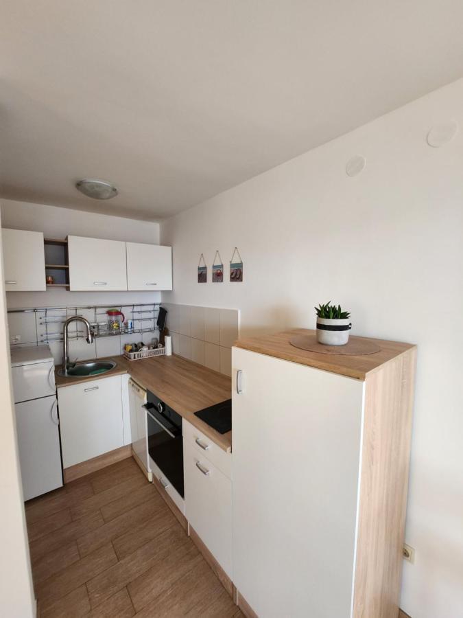Lucija Apartment คาร์โลบัก ภายนอก รูปภาพ