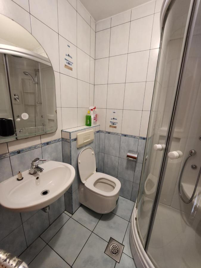 Lucija Apartment คาร์โลบัก ภายนอก รูปภาพ